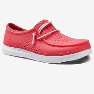 BRAND NEW: Reef - Water coast shoes size 10